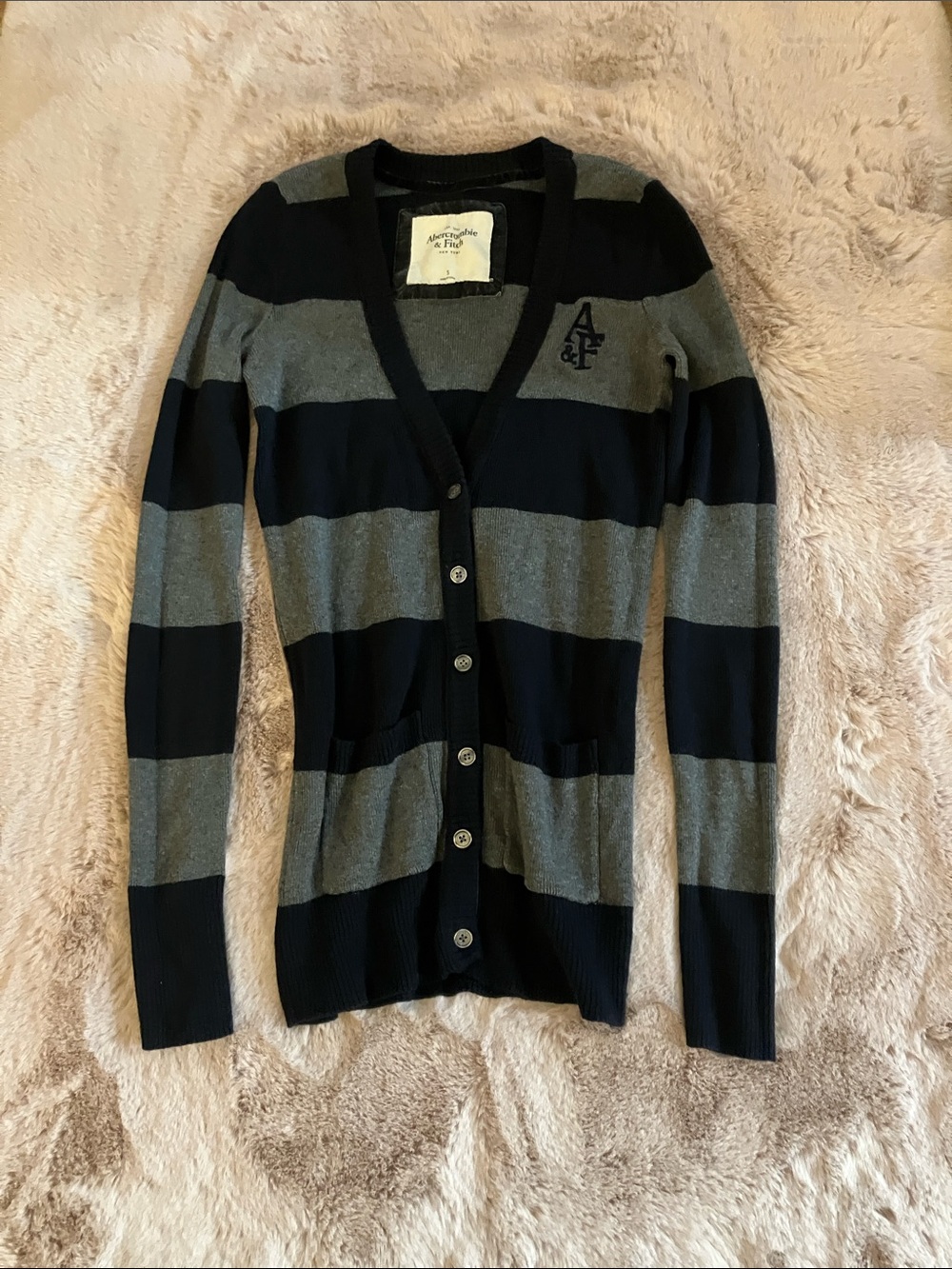 Vintage Y2K Abercrombie & Fitch Blue Navy/Gray Striped V-Neck Cardigan